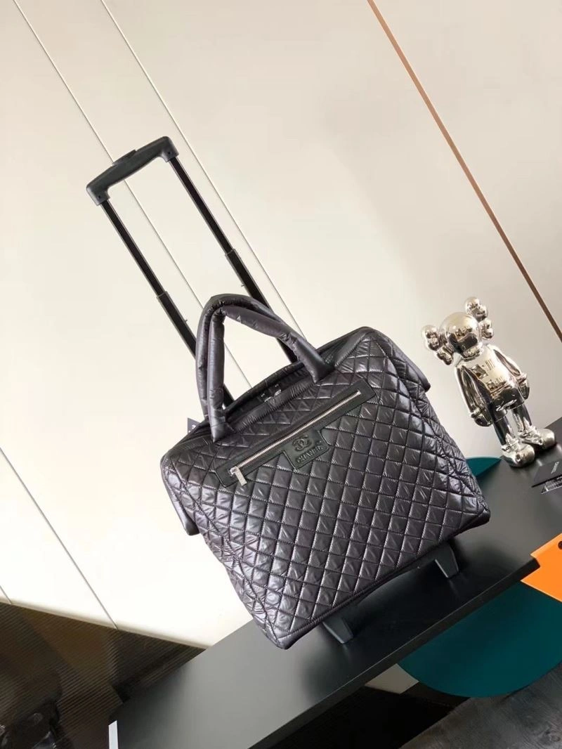 Reliable Chanel Suitcase 69382