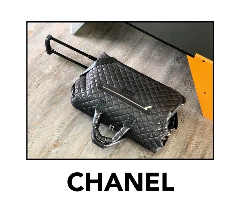 Chanel Suitcase Bold 69365