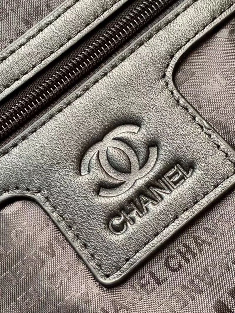 Chanel Suitcase Bold 69365