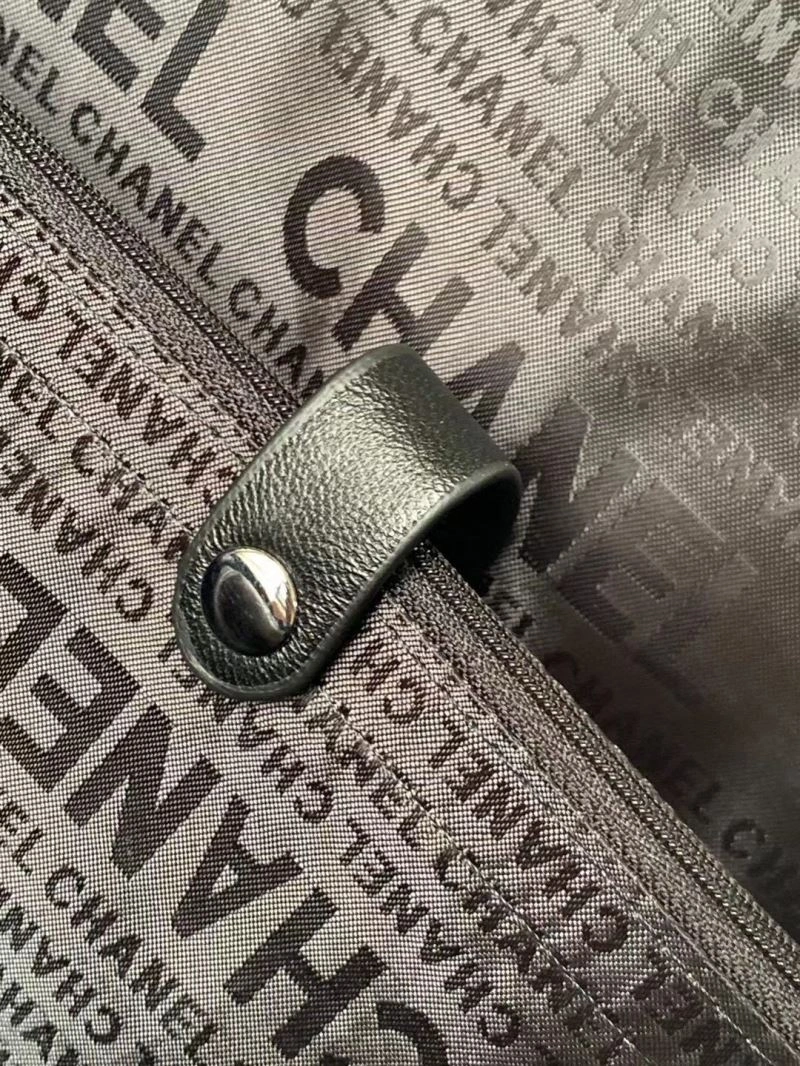 Chanel Suitcase Bold 69365