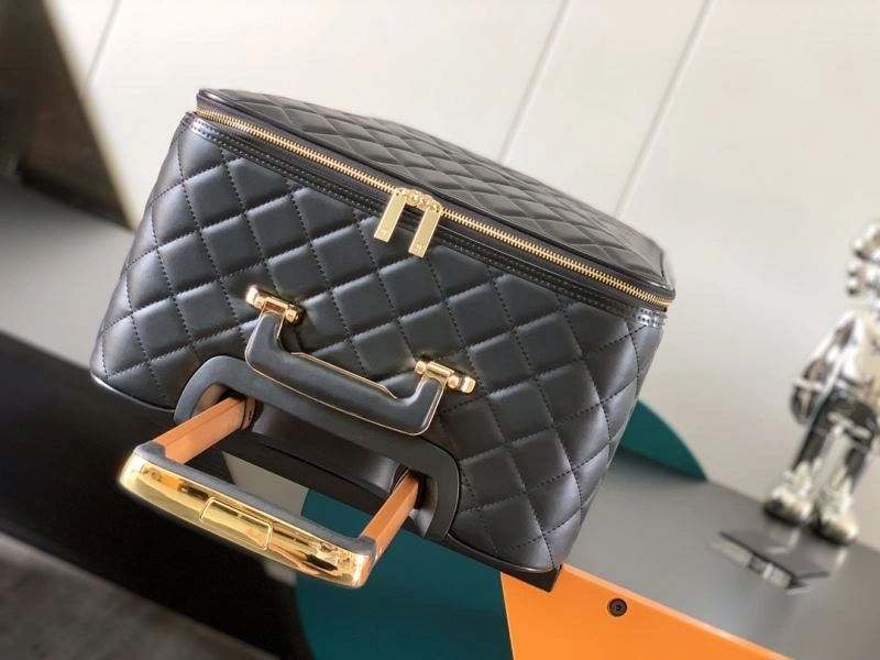 SmoothTexture Chanel Suitcase 69322