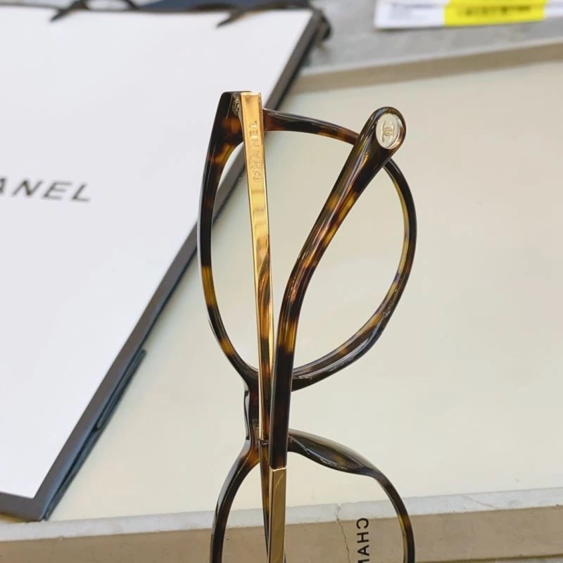 Chanel Sunglasses Chic 278165