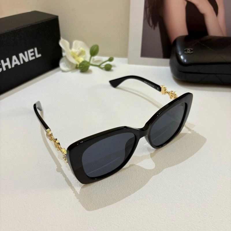 Chic Chanel Sunglasses 278162
