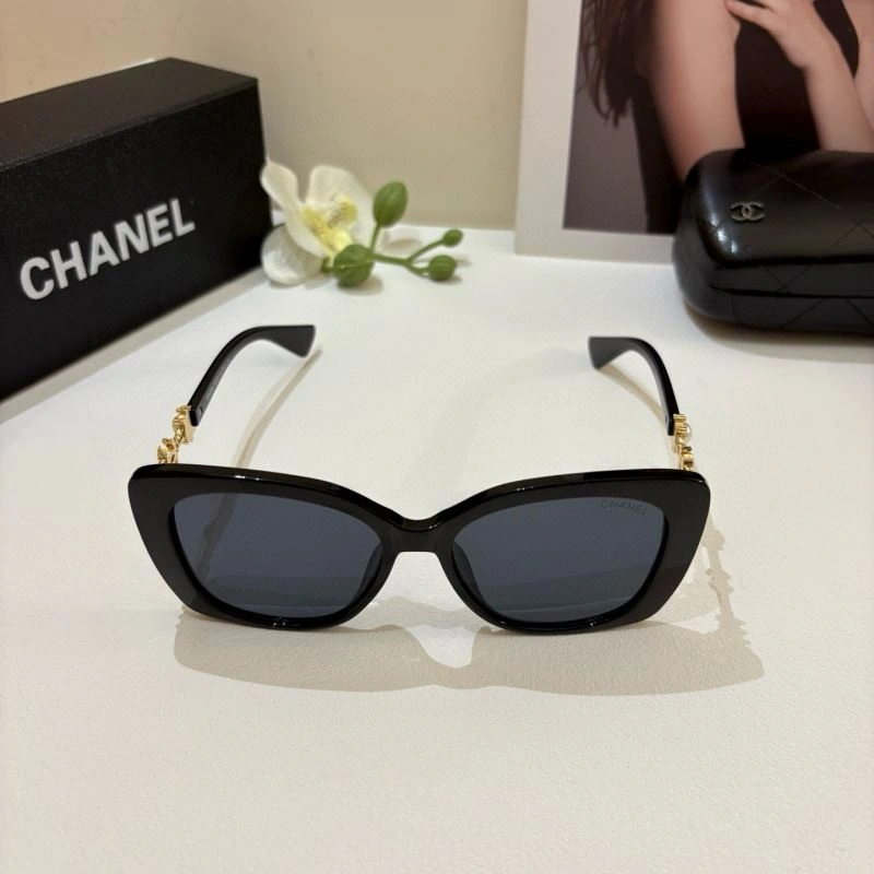 Chic Chanel Sunglasses 278162