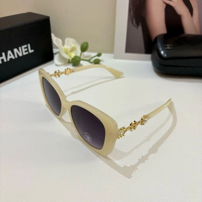 WeatherProof Chanel Sunglasses 278134