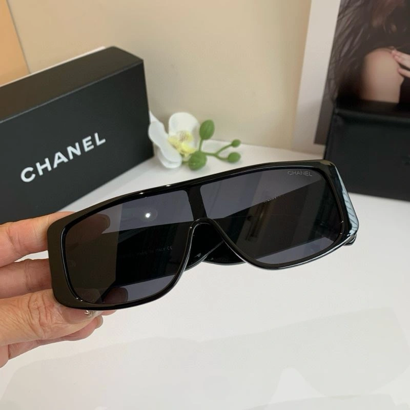 Chanel Sunglasses UrbanStyle 278138