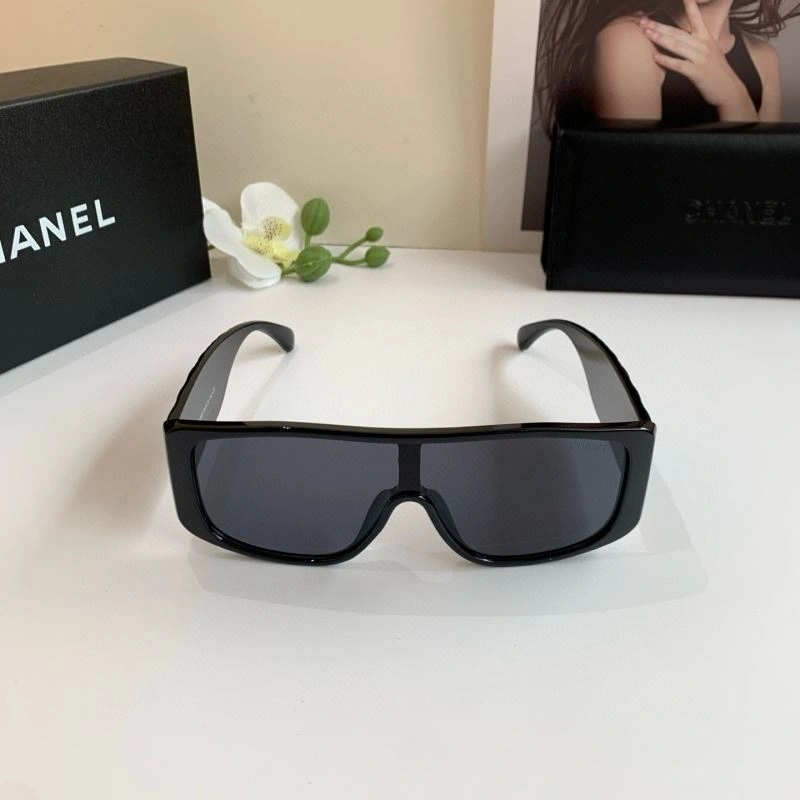 Chanel Sunglasses UrbanStyle 278138