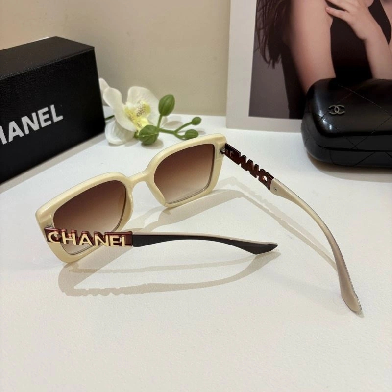 Chanel Sunglasses Unisex 278137