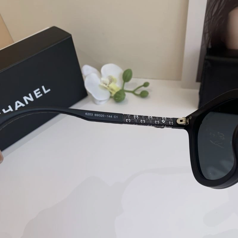 Chanel Sunglasses Snug 278139