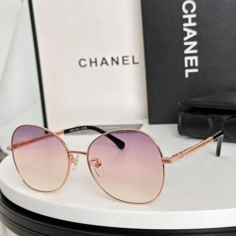 Chanel Sunglasses Effortless 278158