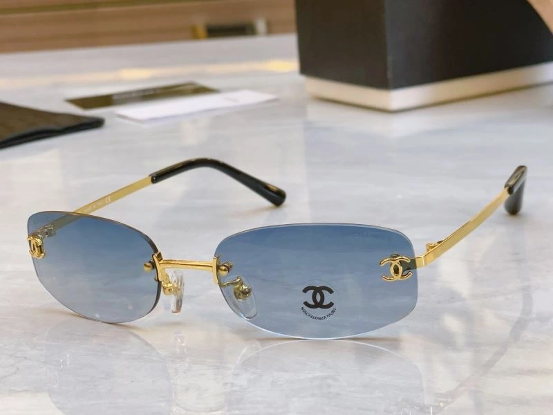 Versatile Chanel Sunglasses 278146