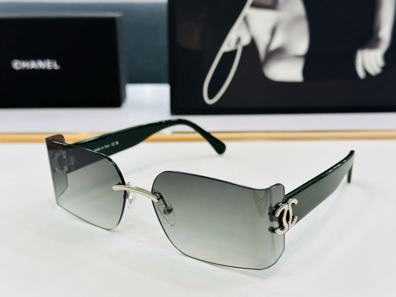 Chanel Sunglasses Vibrant 278149