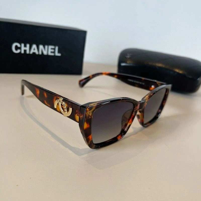 Chanel Sunglasses Compact 278129