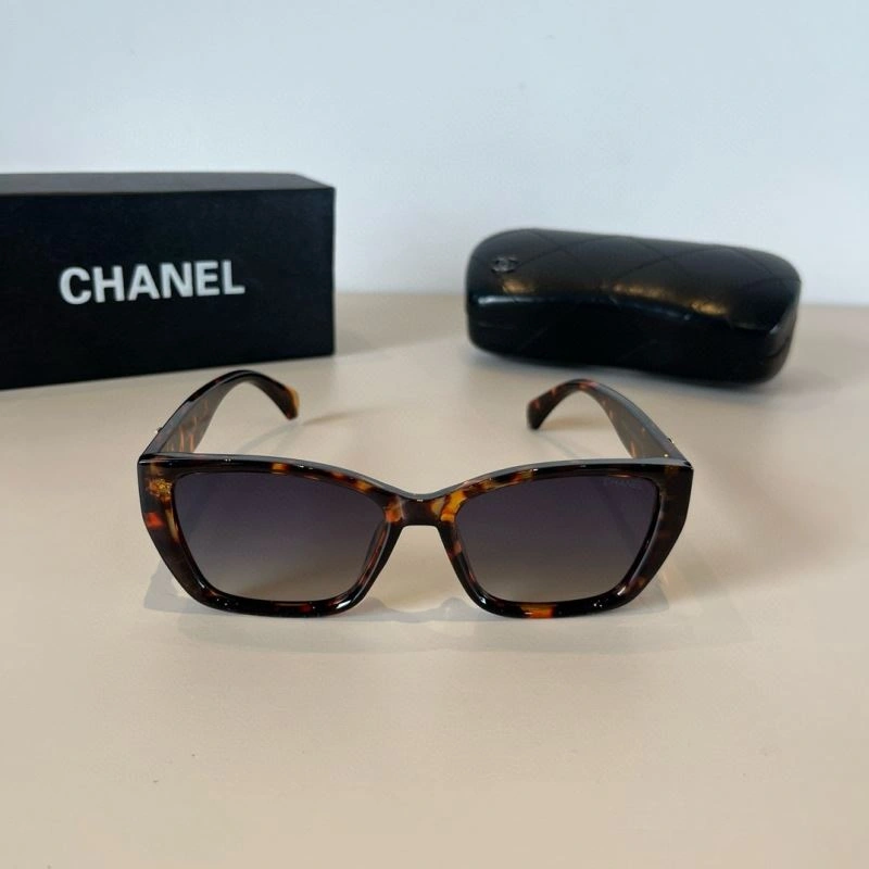 Chanel Sunglasses Compact 278129