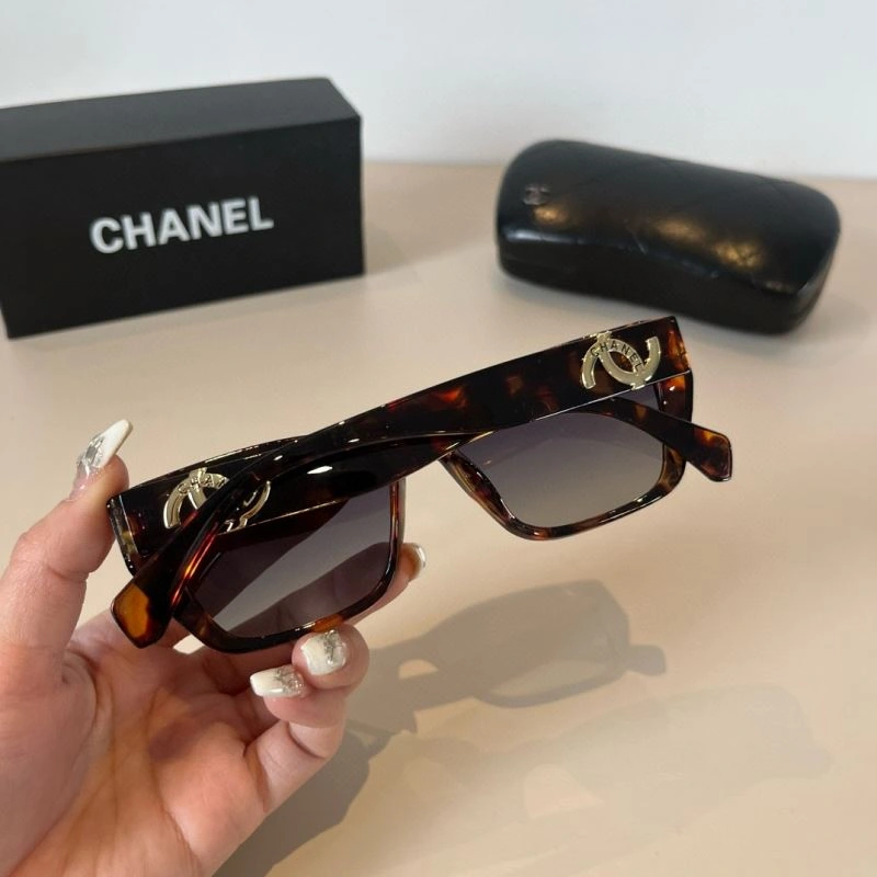Chanel Sunglasses Compact 278129