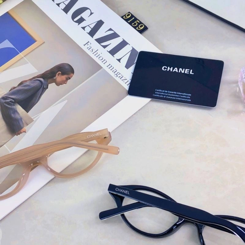 Chanel Sunglasses Bold 278132