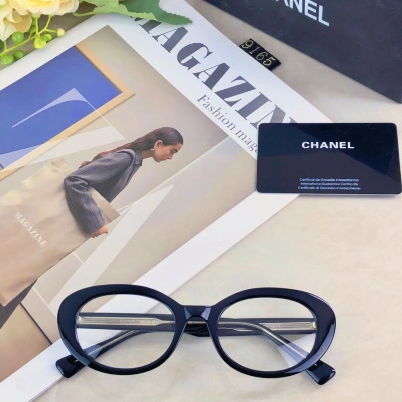 Bold Chanel Sunglasses 278124
