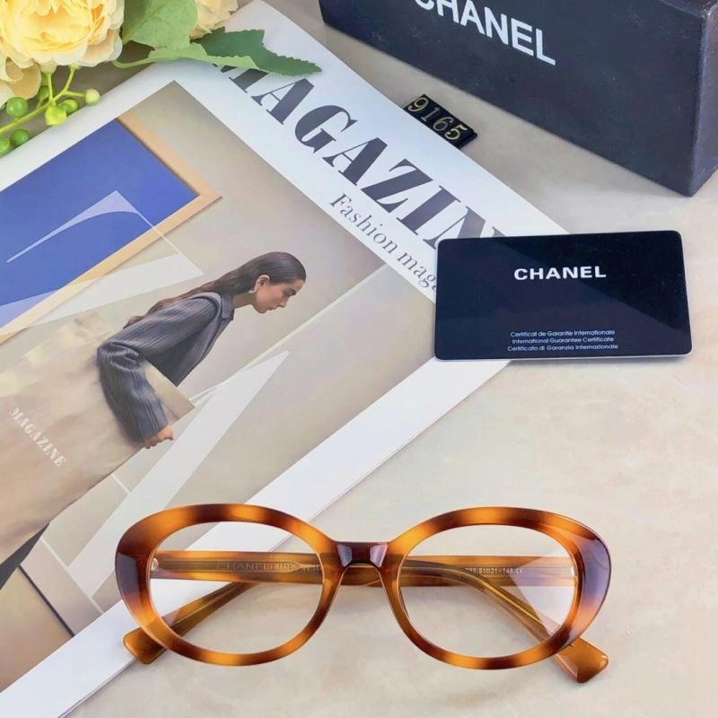 Bold Chanel Sunglasses 278124
