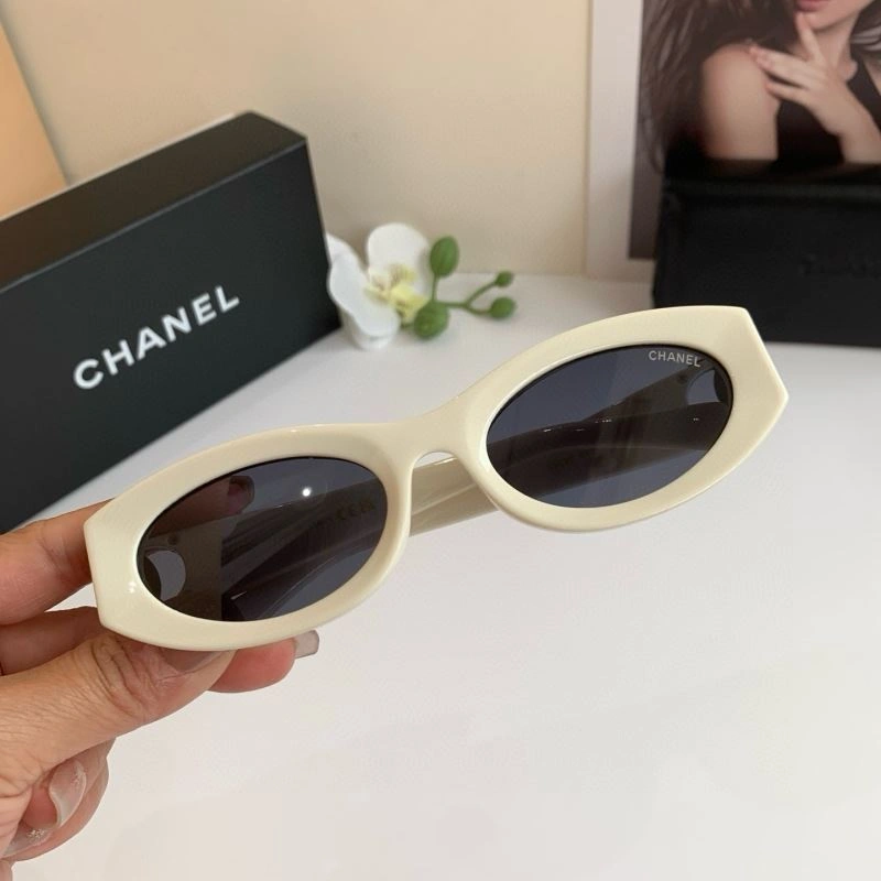 Flexible Chanel Sunglasses 278115