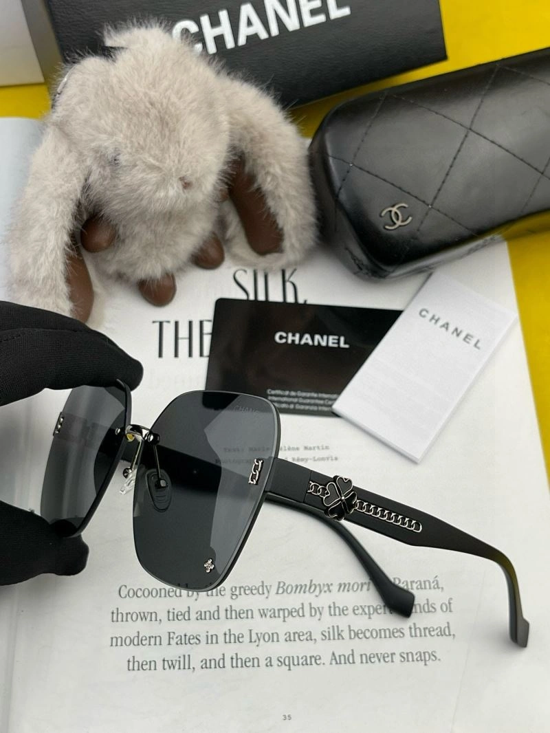 Bright Chanel Sunglasses 278123