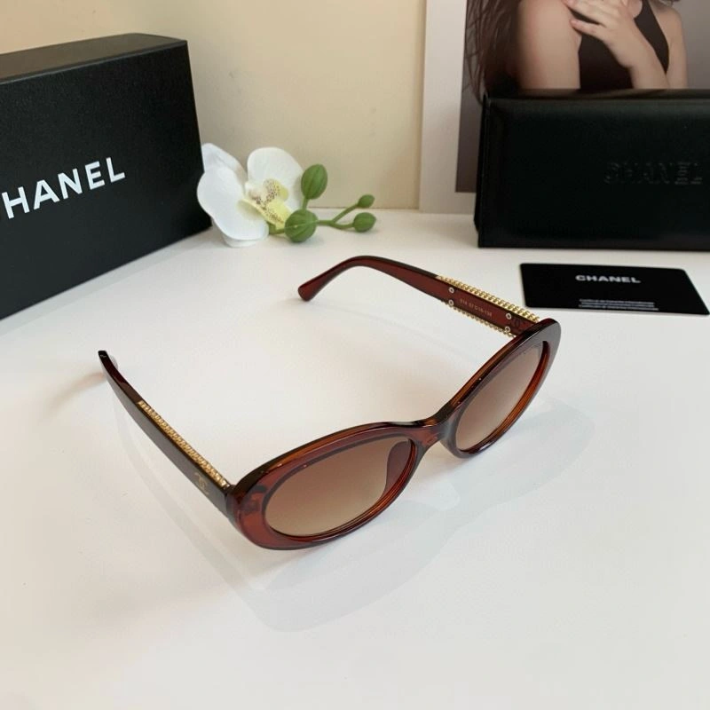 Casual Chanel Sunglasses 278102