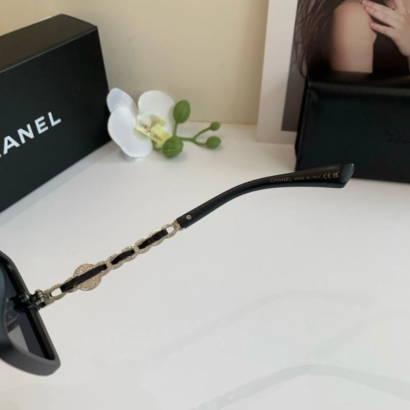 Chanel Sunglasses Breathable 278117