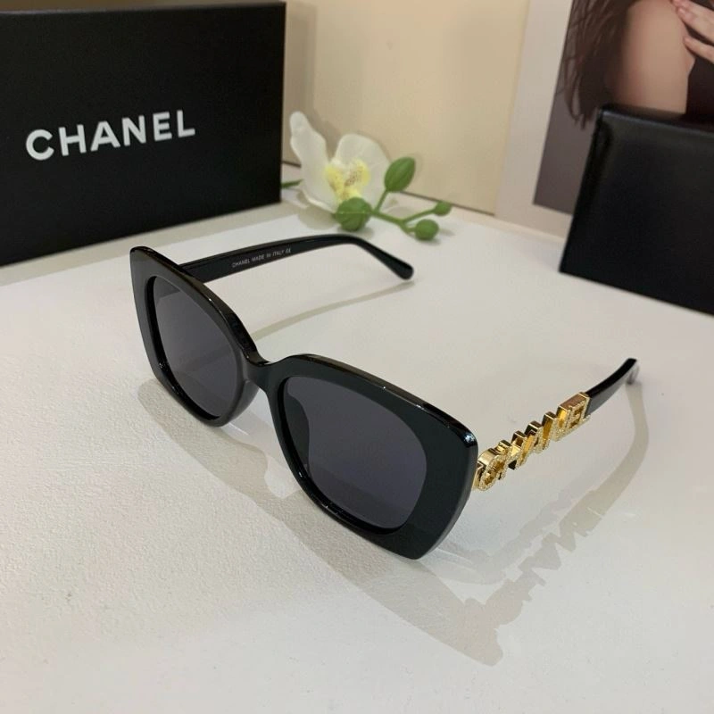 Flexible Chanel Sunglasses 278106