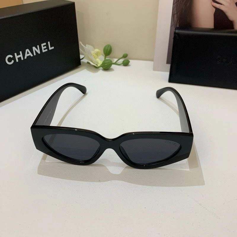 Unique Chanel Sunglasses 278095