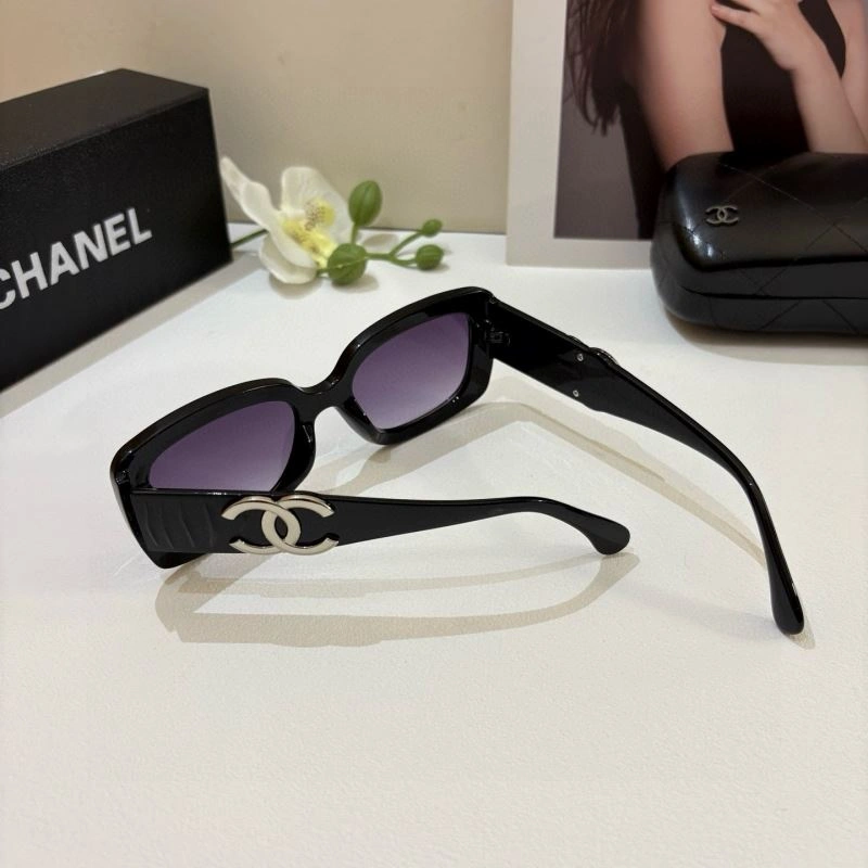 Chanel Sunglasses Contemporary 278100
