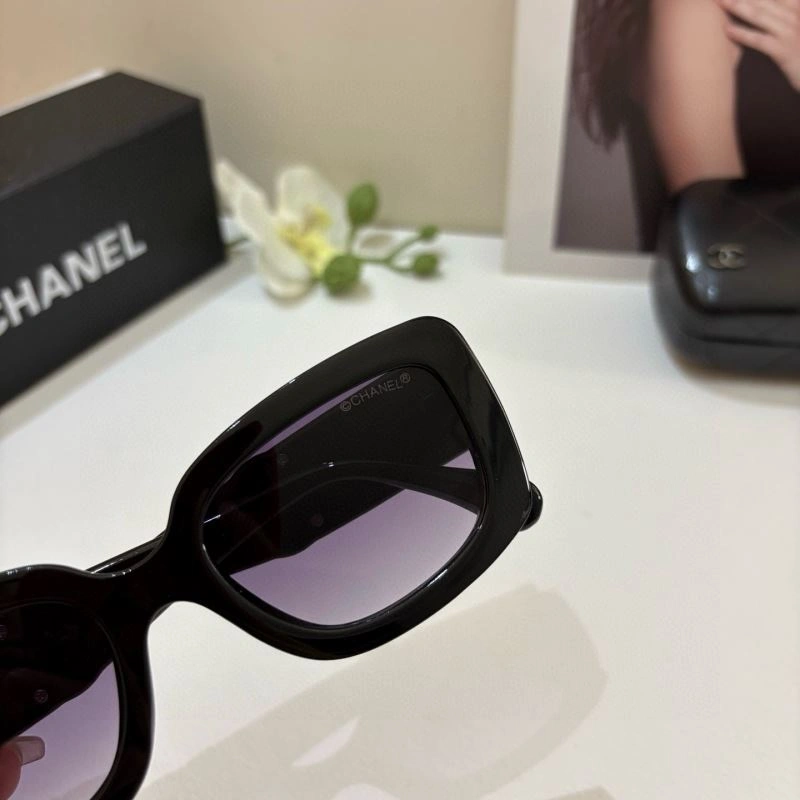 Chanel Sunglasses Contemporary 278100