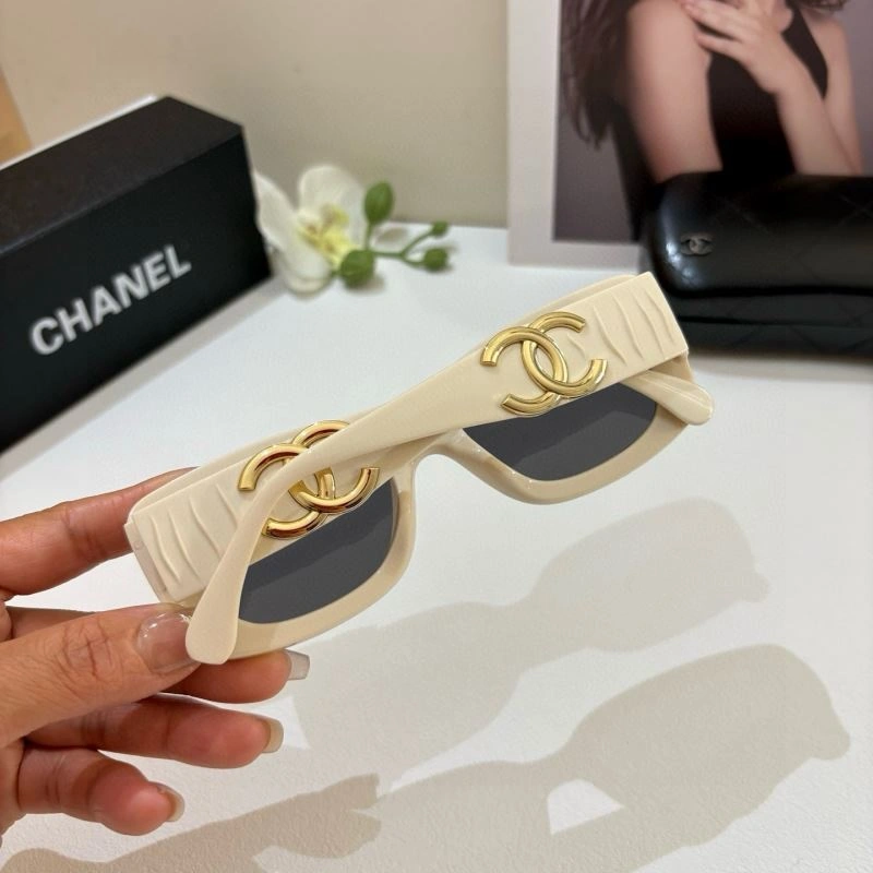 Chanel Sunglasses FreshLook 278105