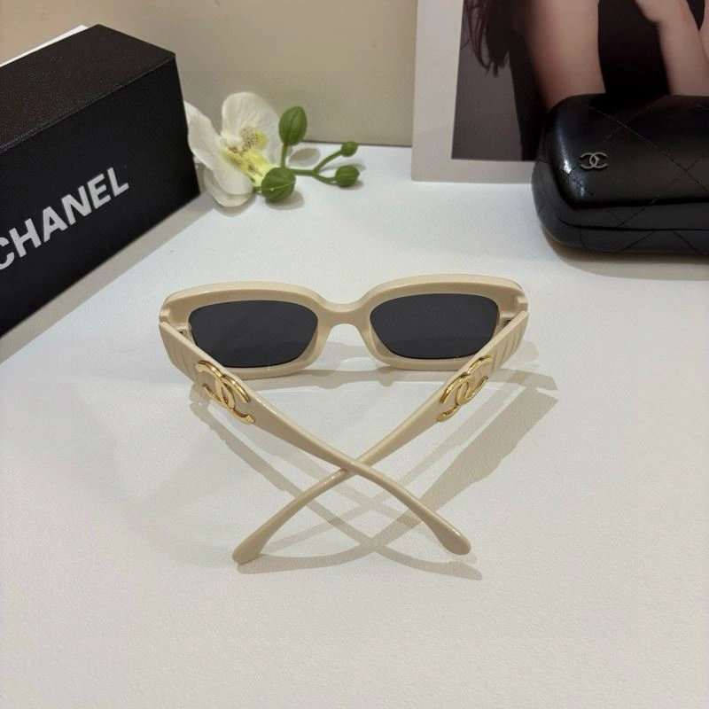 Chanel Sunglasses FreshLook 278105