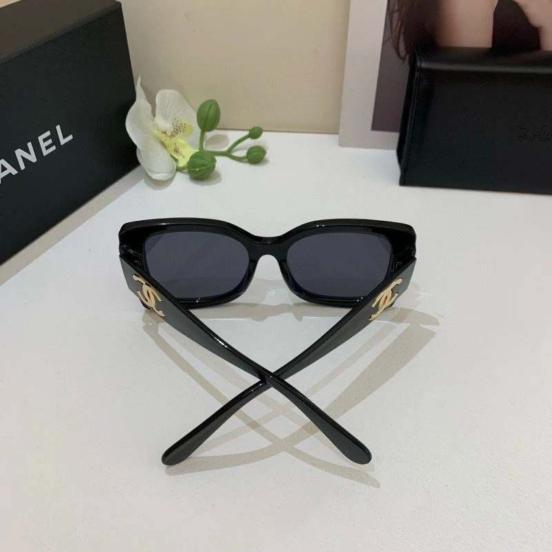 Contemporary Chanel Sunglasses 278088
