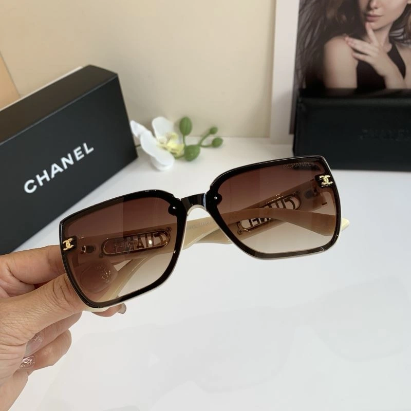 Chanel Sunglasses ZipUp 278084