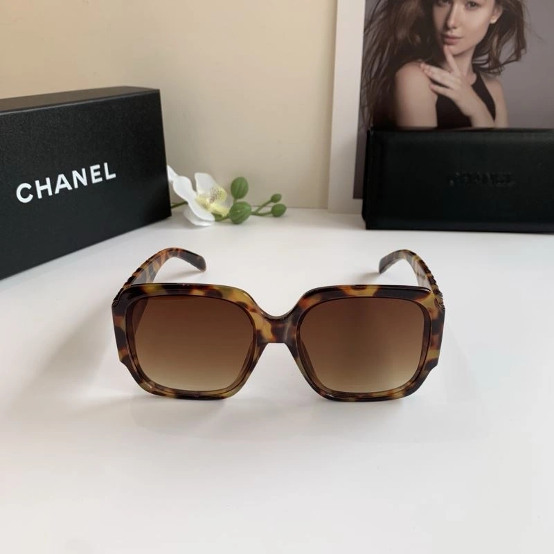 Stretchable Chanel Sunglasses 278081