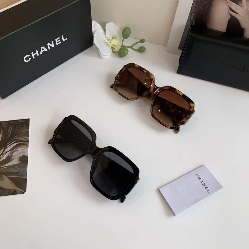 Stretchable Chanel Sunglasses 278081