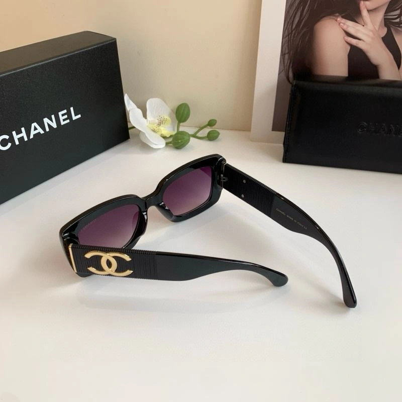 Chanel Sunglasses Durable 278067