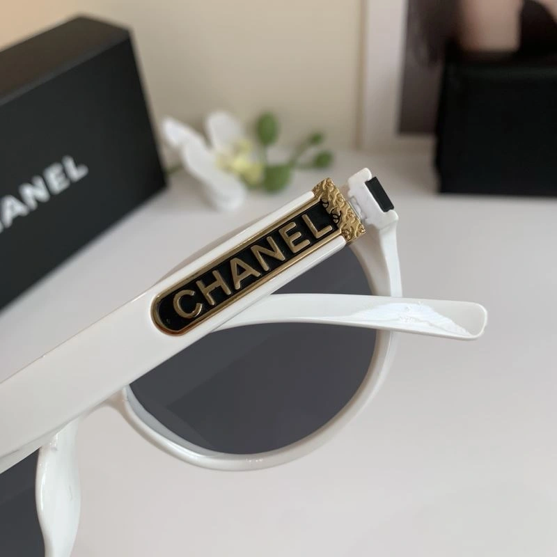 Chanel Sunglasses Chic 278069