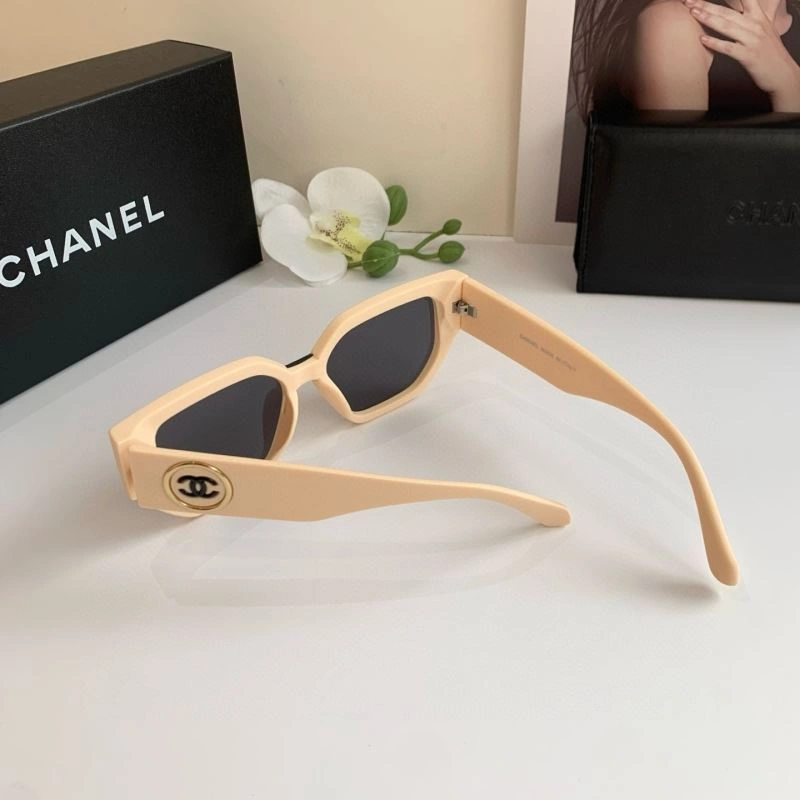 Comfortable Chanel Sunglasses 278072