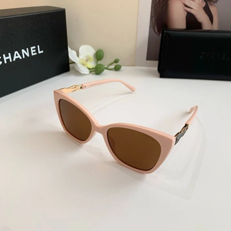 Chanel Sunglasses Casual 278051