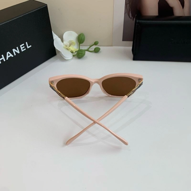 Chanel Sunglasses Casual 278051