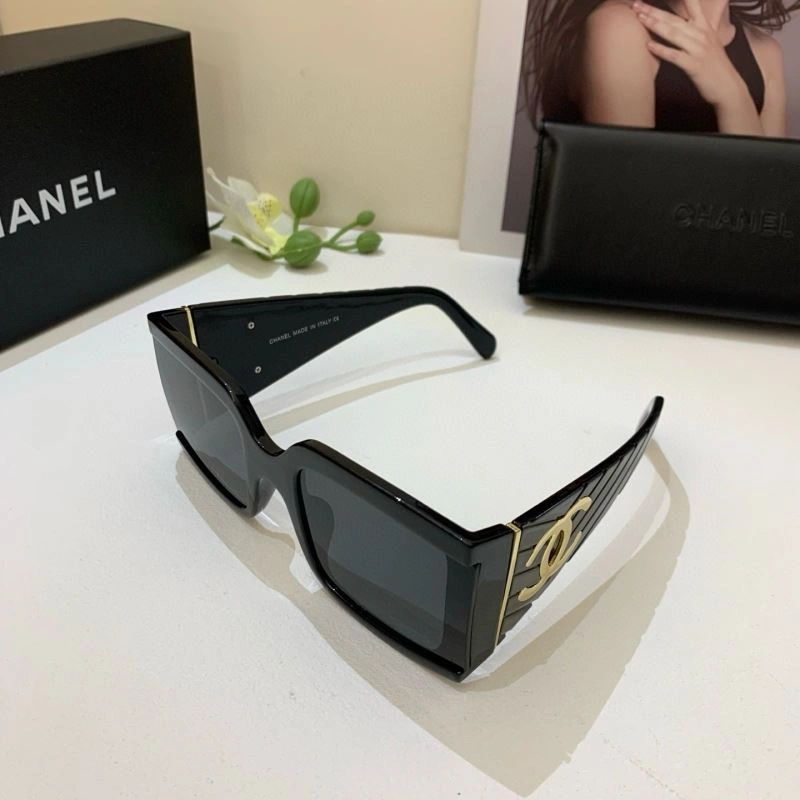 Practical Chanel Sunglasses 278055