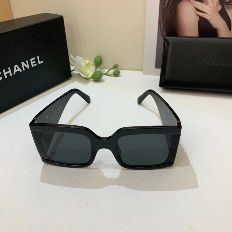 Practical Chanel Sunglasses 278055