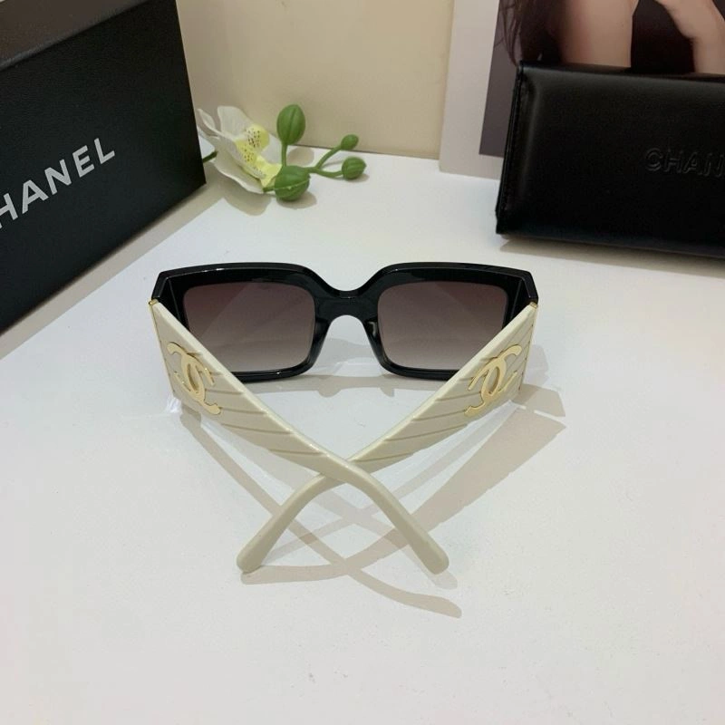 WaterResistant Chanel Sunglasses 278073