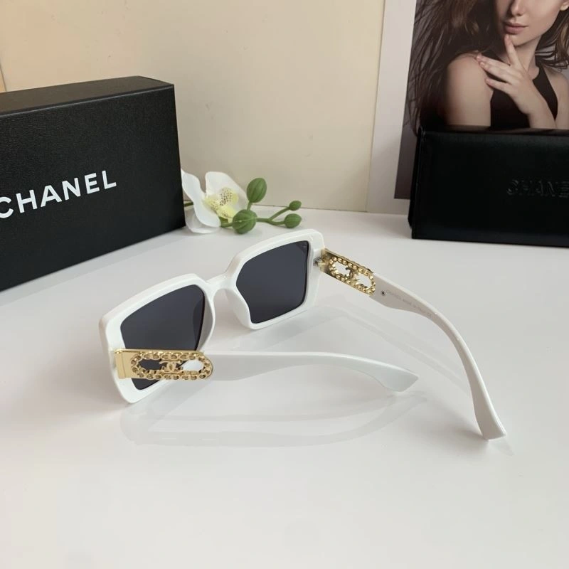 Packable Chanel Sunglasses 278050
