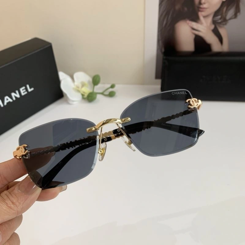 Chanel Sunglasses Unisex 278047