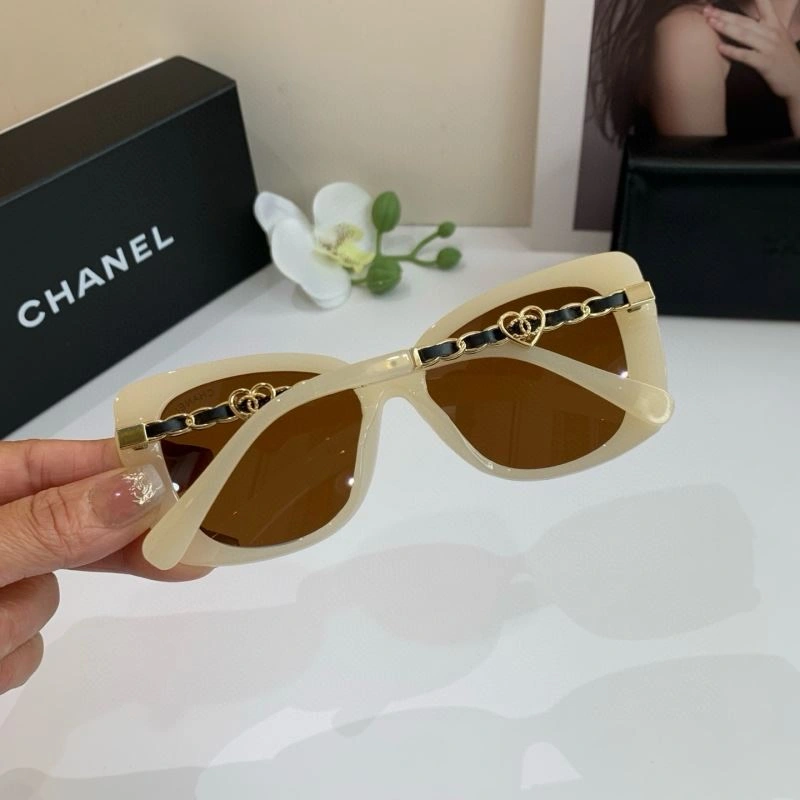 Vibrant Chanel Sunglasses 278044