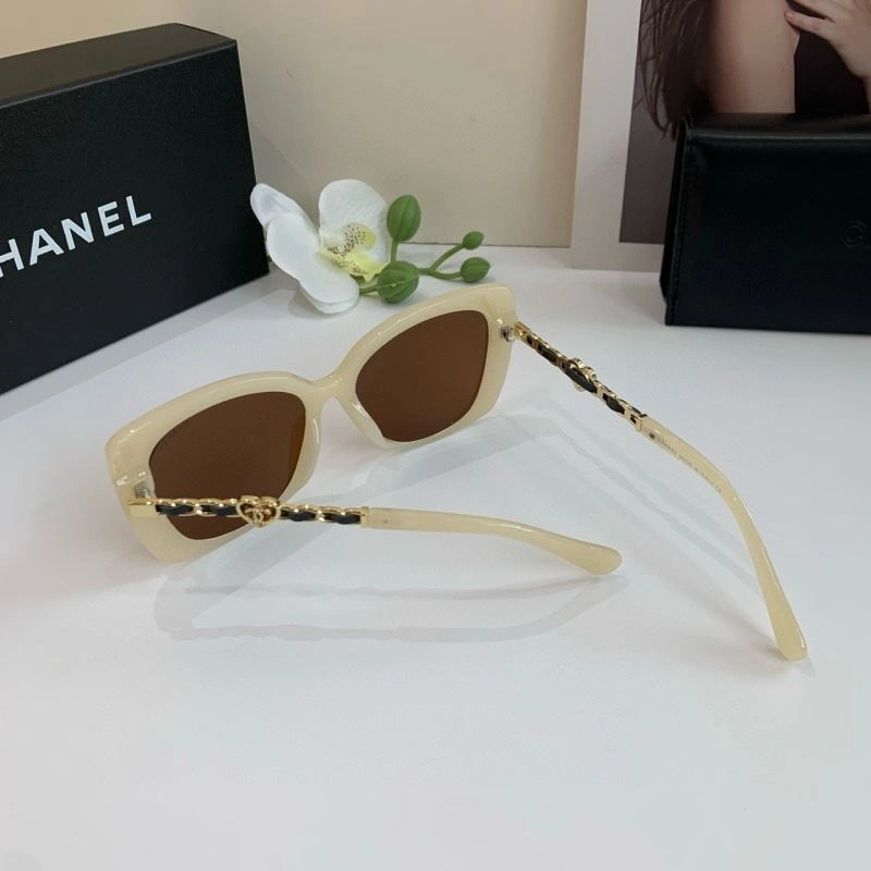 Vibrant Chanel Sunglasses 278044