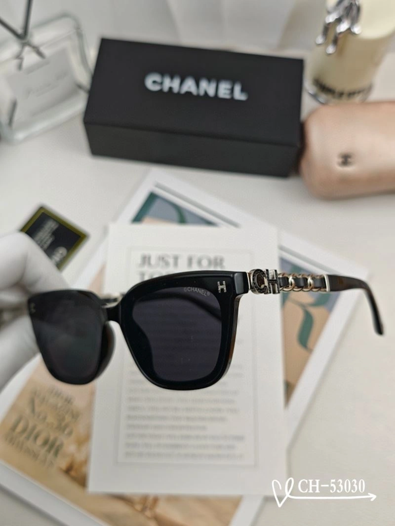 Chanel Sunglasses Sporty 278036