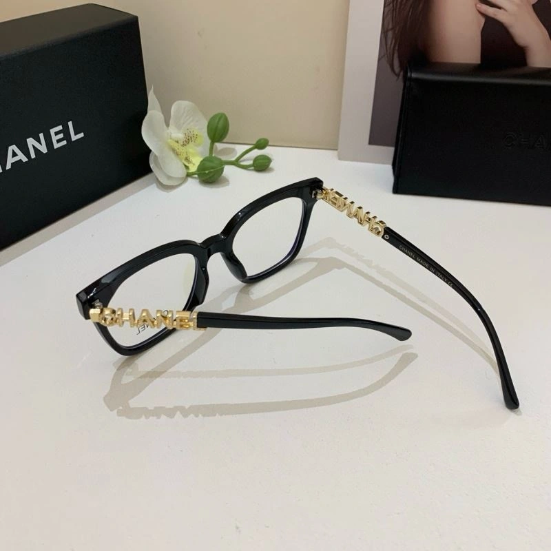 Chanel Sunglasses Sleek 278014